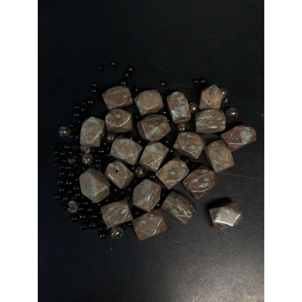 Stone Onyx Glass Bead Recovery Lot Faceted Nuggets 166.9g